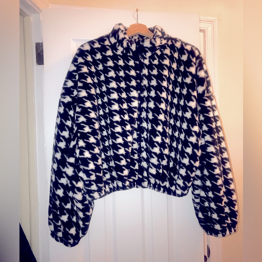 SHEIN Plus Houndstooth Teddy Zip Up Jacket